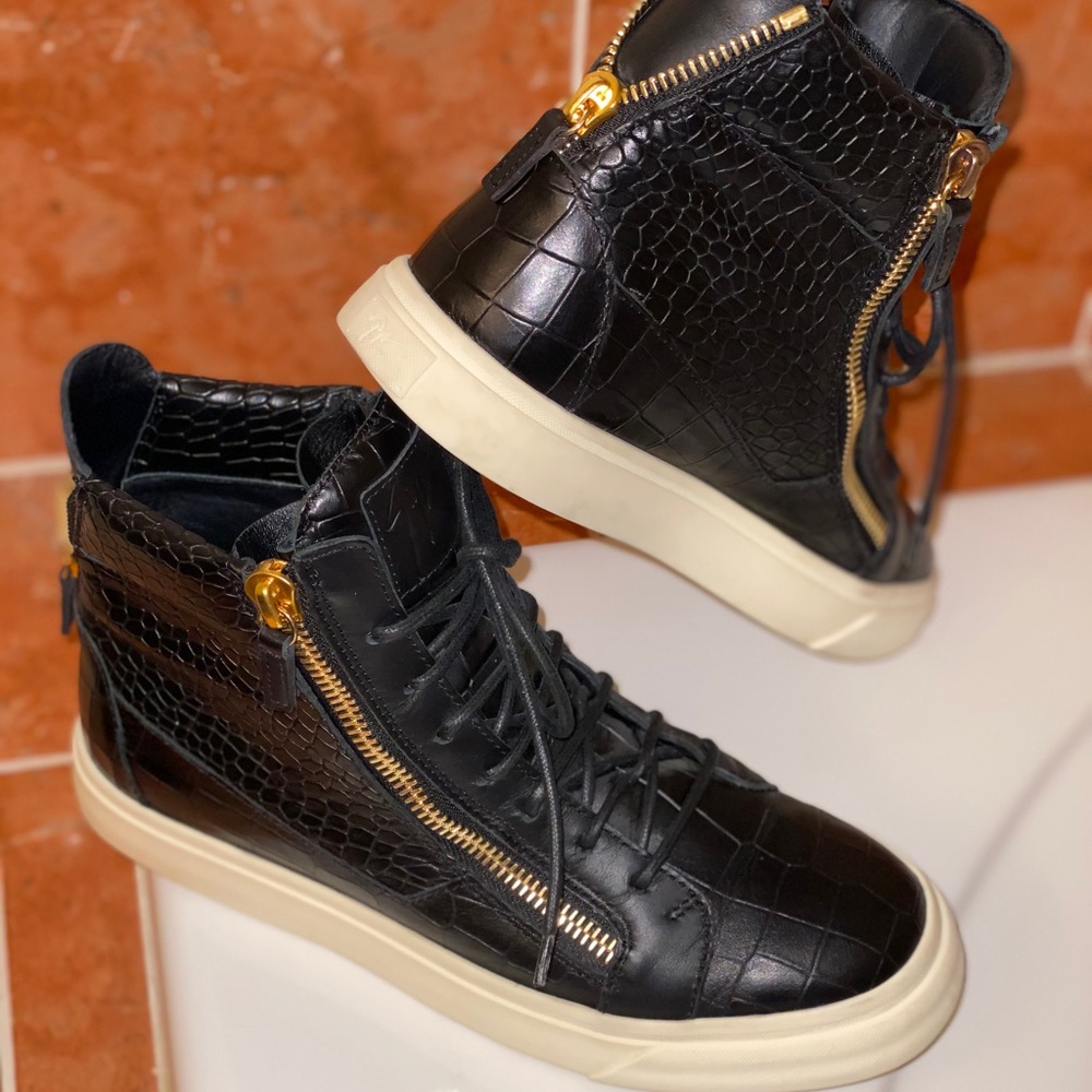 Giuseppe Zanotti Snake & Croc High-Top Sneaker - Picture 2 of 8